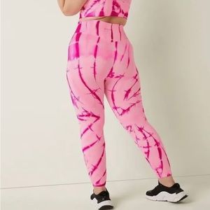 PINK Tie Dye 7/8 Leggings